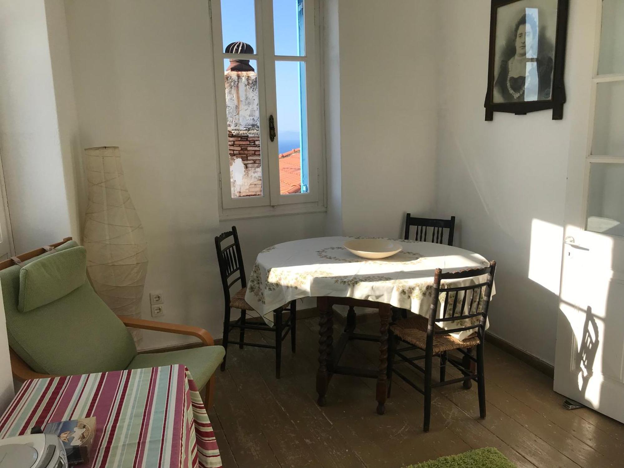 Apartment Bliss On The Hill *